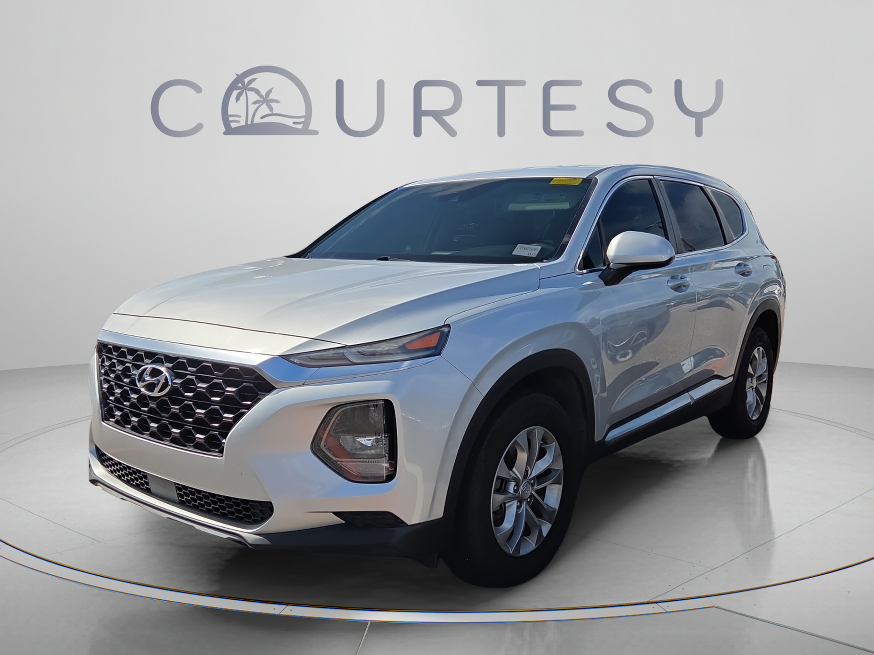 Used 2019 Hyundai Santa Fe SE FWD image 1