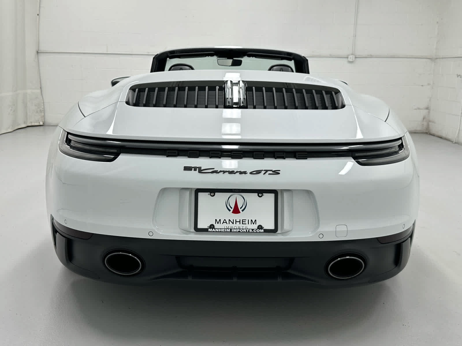 Used 2022 Porsche 911 Carrera GTS w/ Premium Package RWD image 7