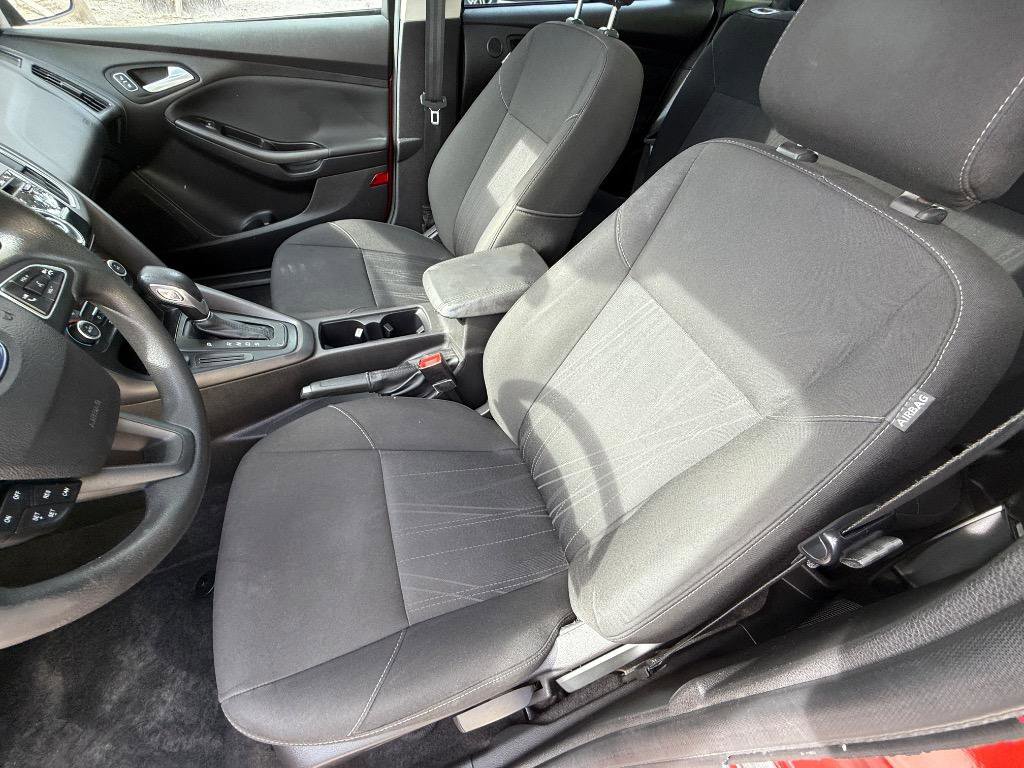 Used 2018 Ford Focus SEL image 20