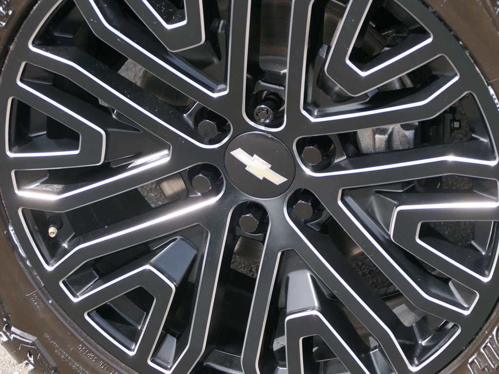 Used 2021 Chevrolet Tahoe LT w/ LT Signature Package image 10