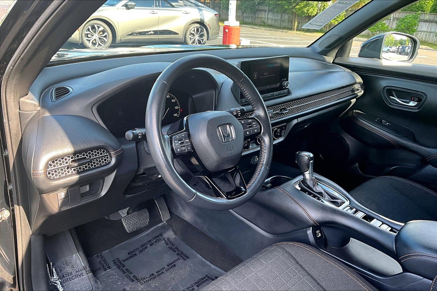 Used 2023 Honda HR-V Sport image 13