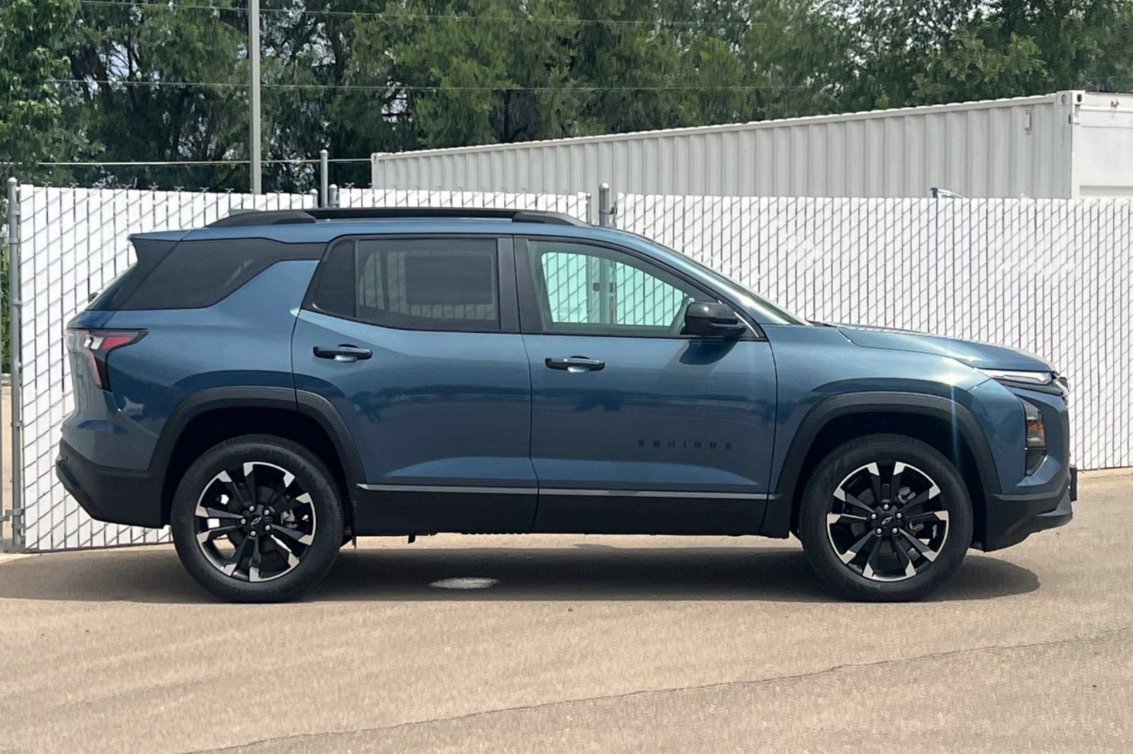 New 2026 Chevrolet Equinox RS AWD/4WD image 3