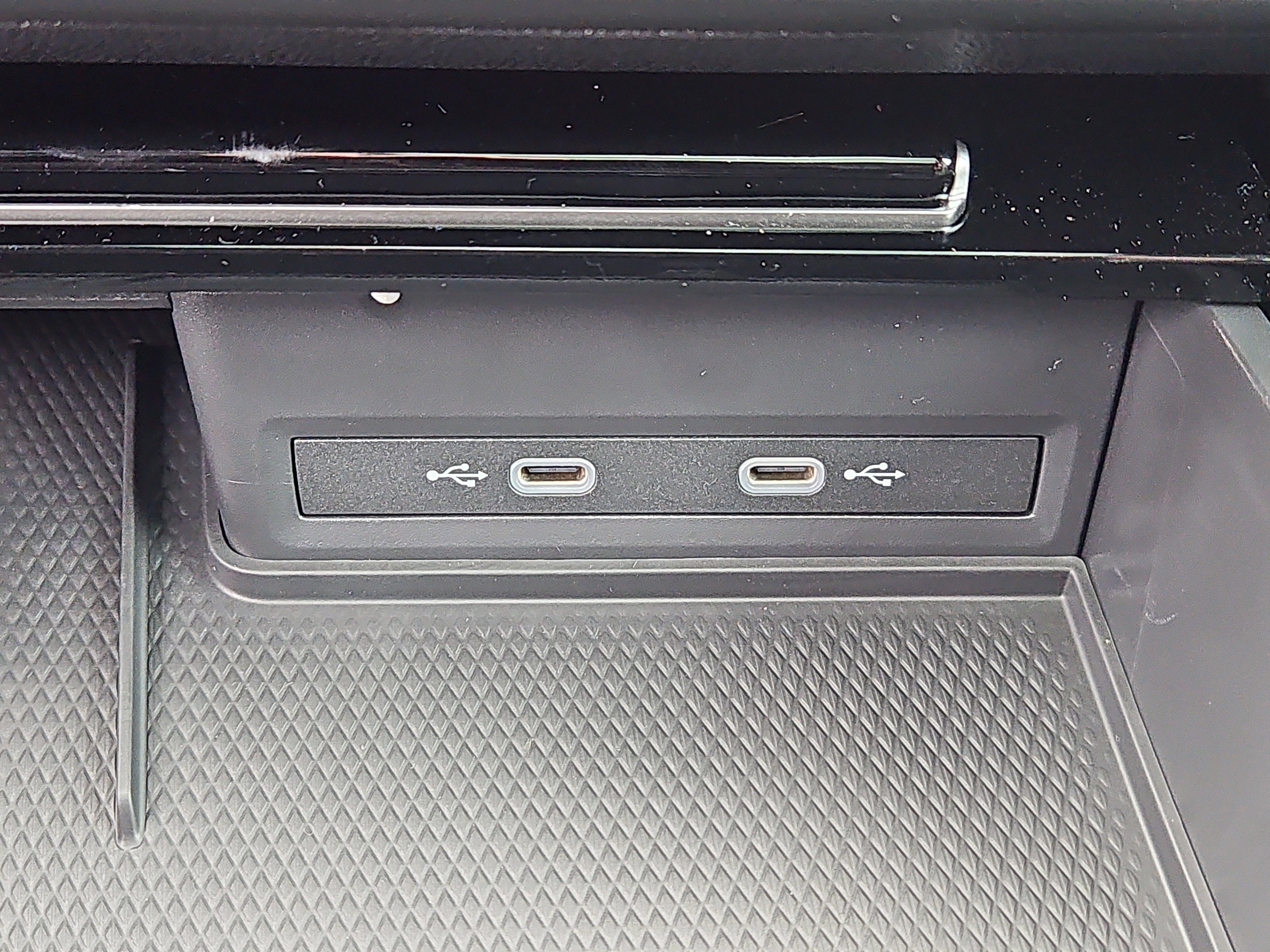 New 2026 Volkswagen Atlas SEL Premium R-Line image 13