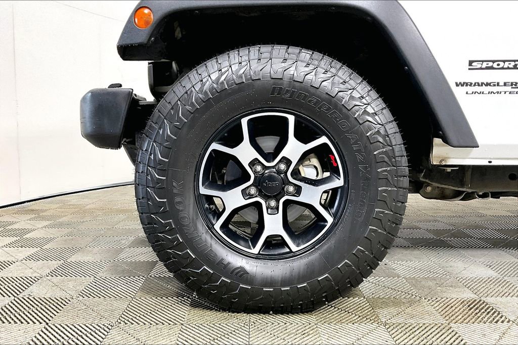 Used 2018 Jeep Wrangler Unlimited Sport S image 8