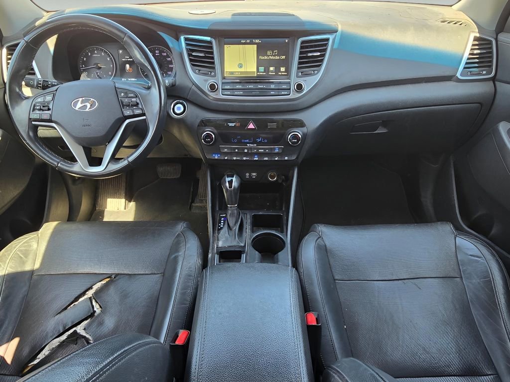 Used 2016 Hyundai Tucson Limited w/ Option Group 03 AWD/4WD image 23