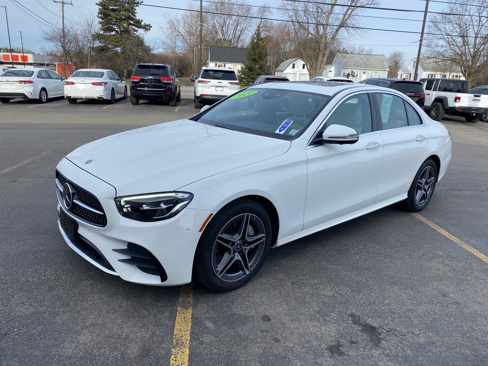 Used 2021 Mercedes-Benz E 350 4MATIC Sedan image 3