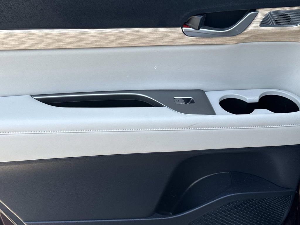 Used 2024 Hyundai Palisade Limited image 14