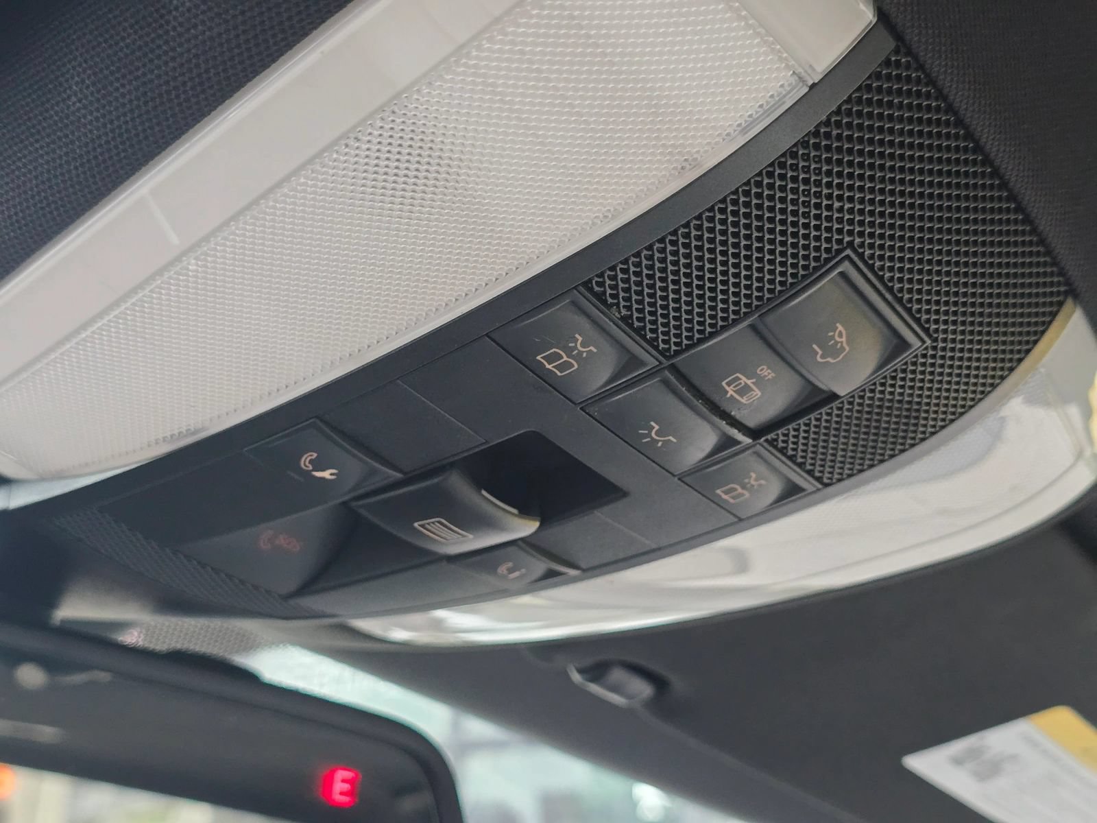 Used 2014 Mercedes-Benz C 300 4MATIC Sedan image 43