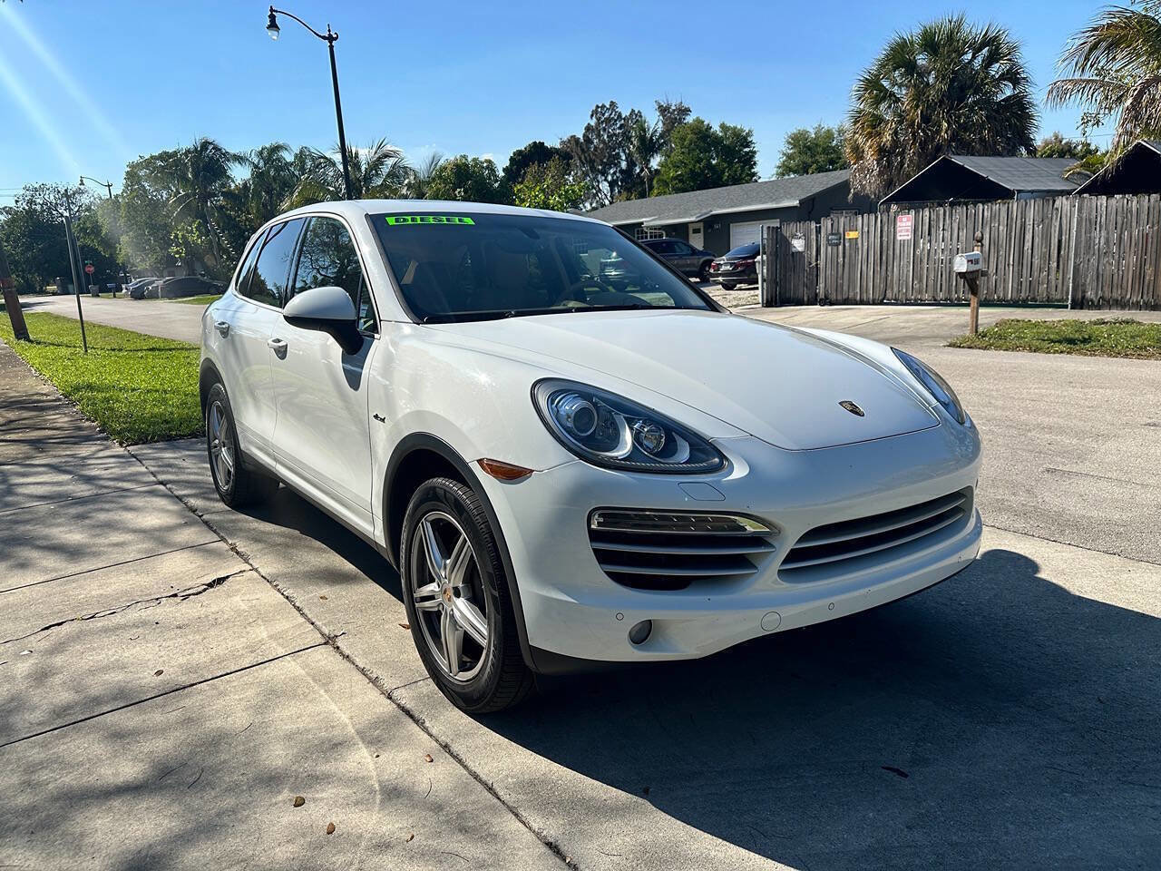 Used 2014 Porsche Cayenne Diesel image 5
