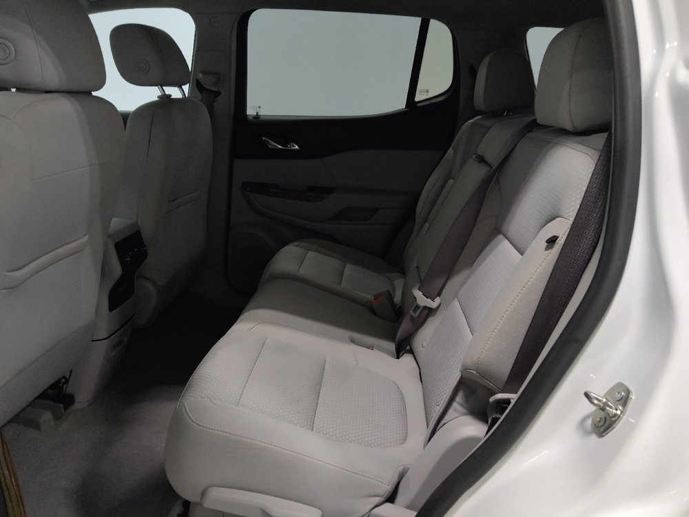 Used 2020 GMC Acadia SLE FWD image 18