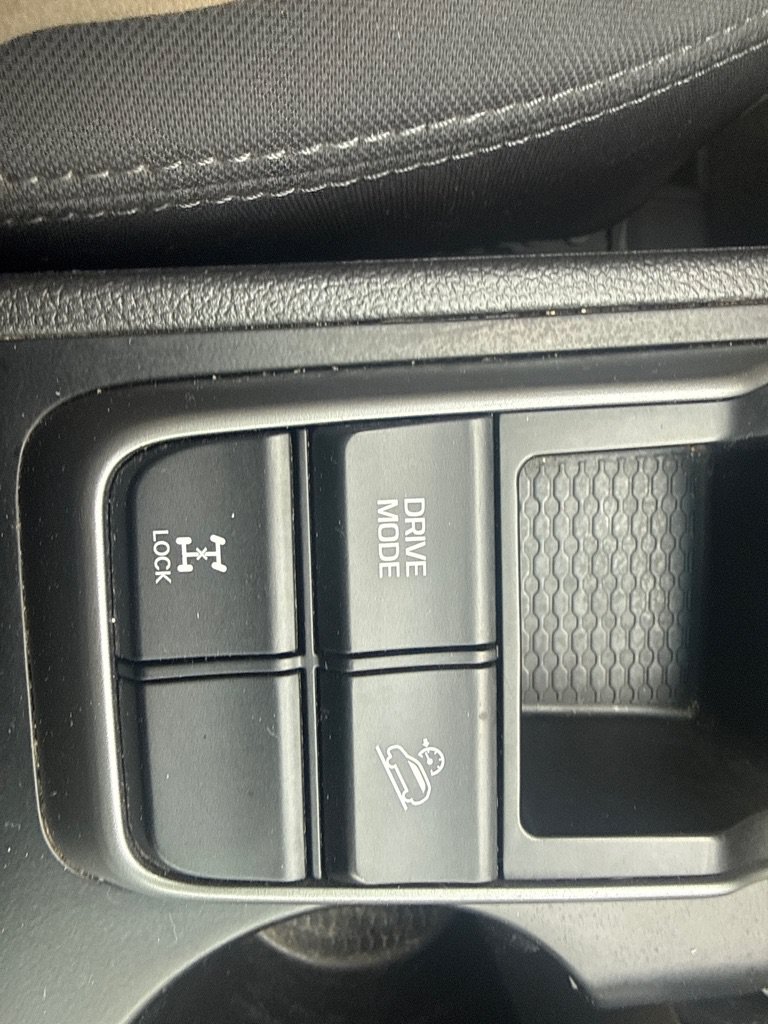 Used 2018 Hyundai Tucson Sport AWD/4WD image 25
