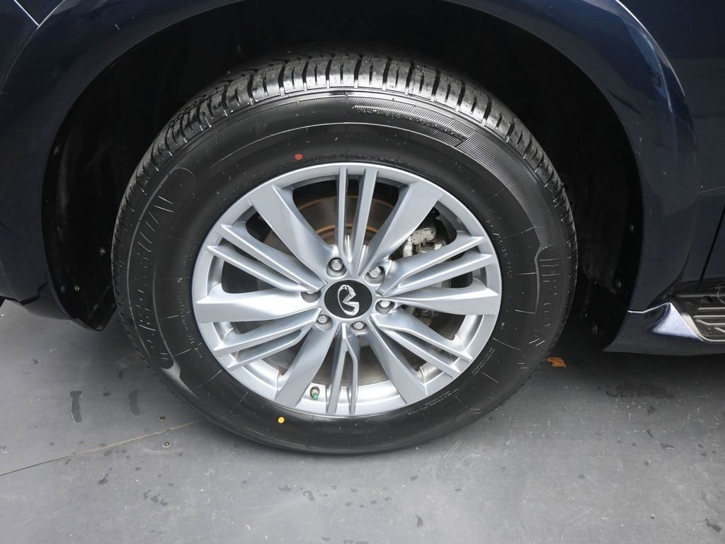 Used 2024 INFINITI QX80 Luxe image 25