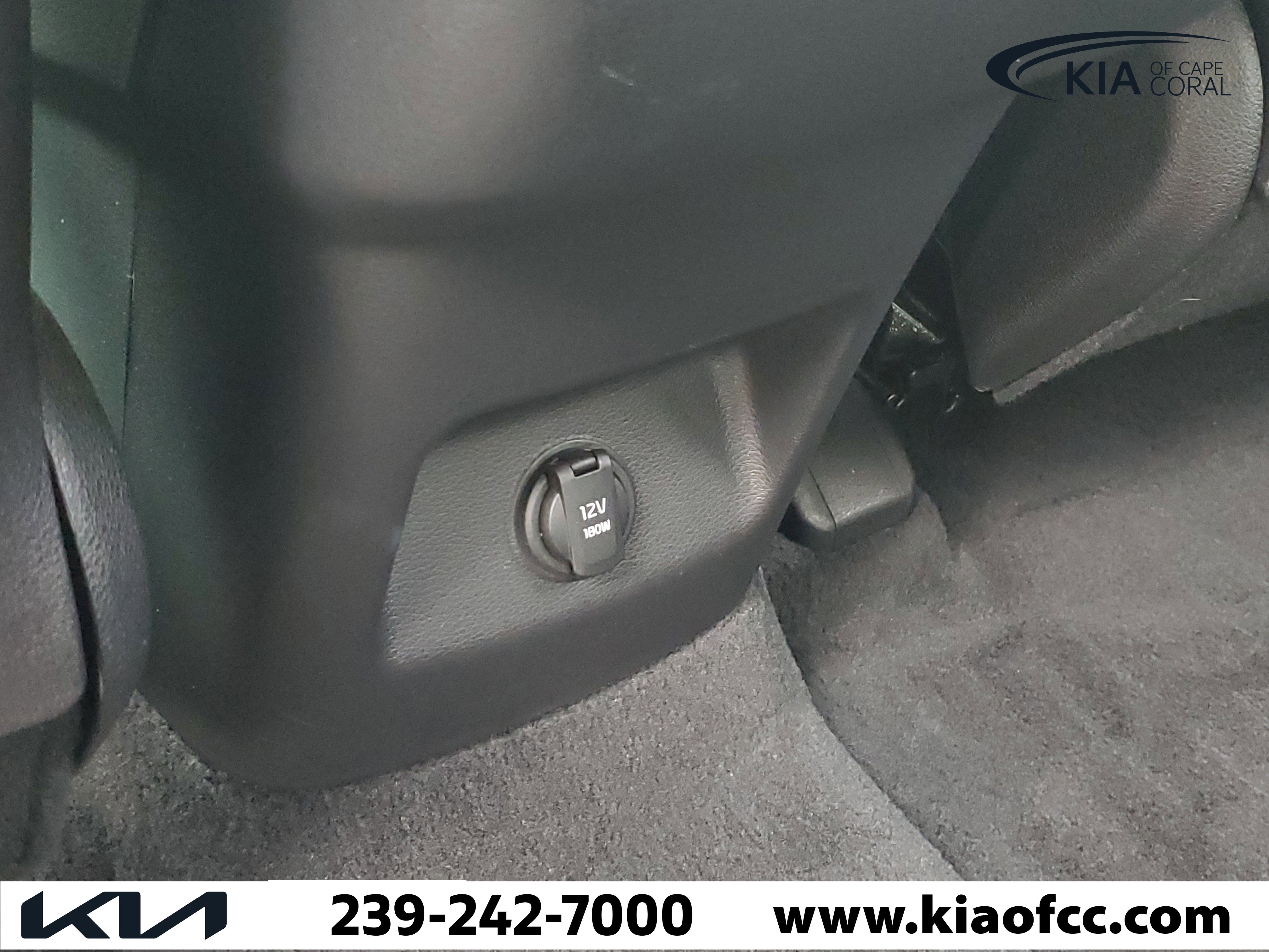 Certified 2023 Kia Telluride S image 15