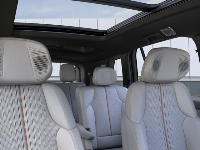 New 2027 Cadillac Vistiq Luxury AWD/4WD image 24