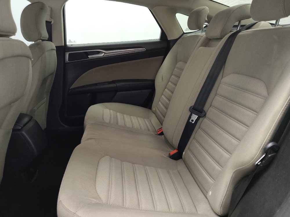 Used 2019 Ford Fusion S FWD image 18
