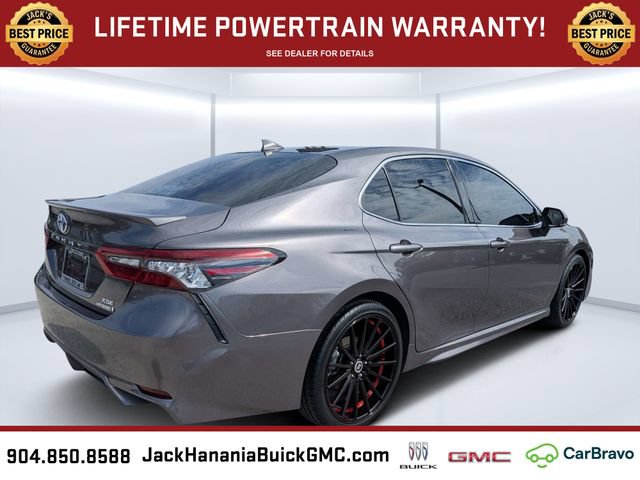 Used 2024 Toyota Camry XSE FWD image 3