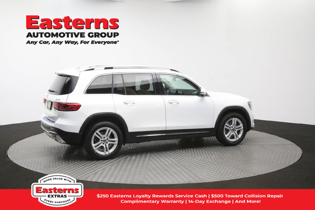 Used 2022 Mercedes-Benz GLB 250 4MATIC w/ Premium Package Lite image 45