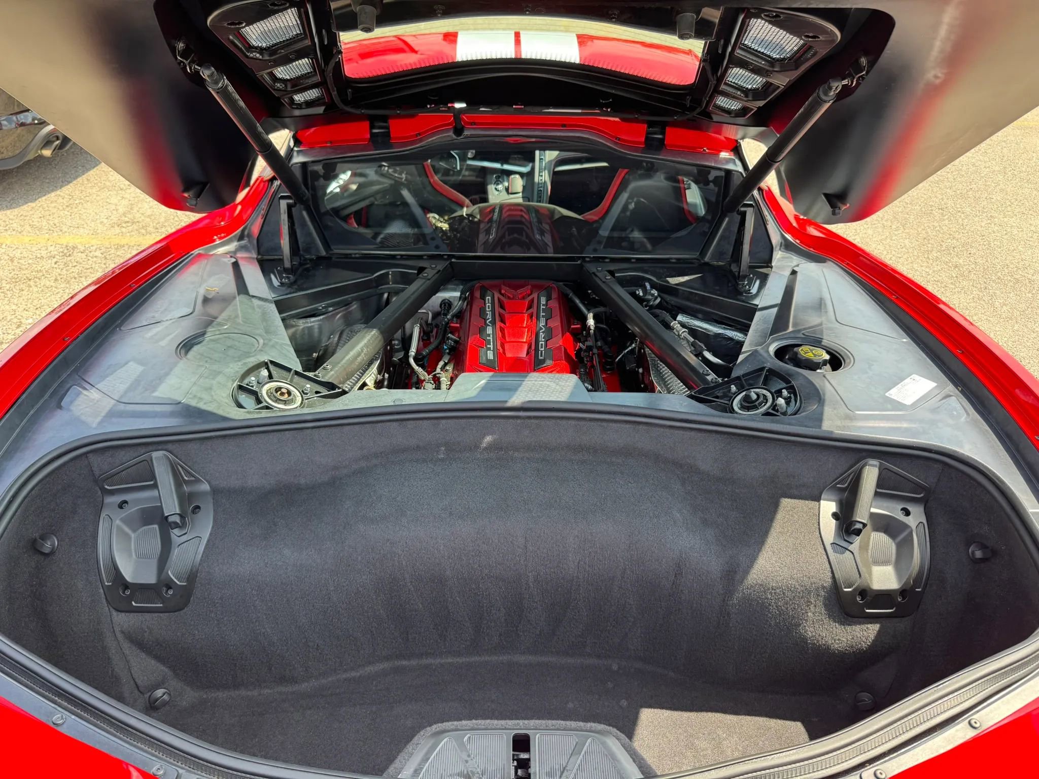 Used 2022 Chevrolet Corvette Stingray Coupe w/ Z51 Performance Package image 35