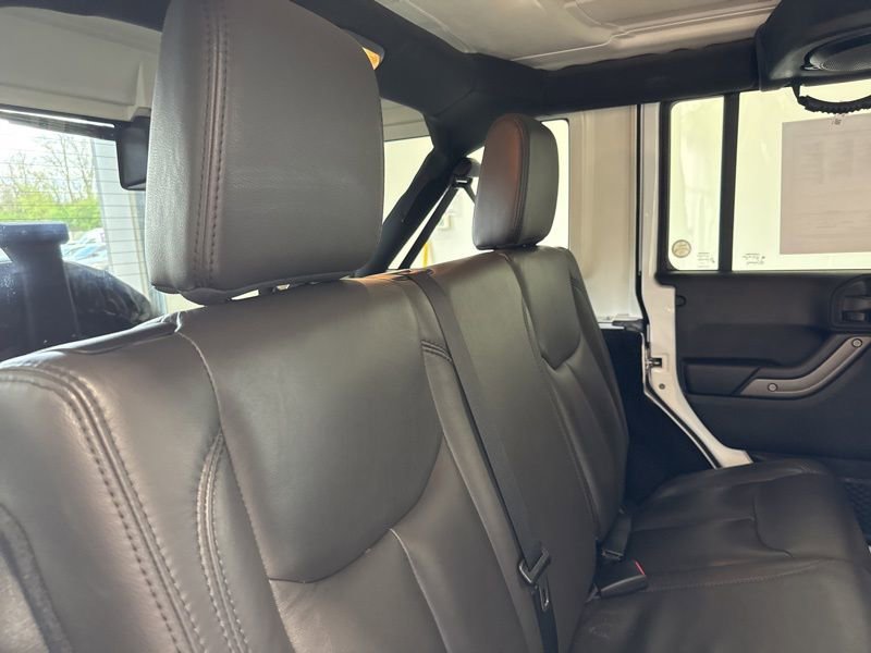 Used 2014 Jeep Wrangler Unlimited Sport w/ Quick Order Package 24S AWD/4WD image 13