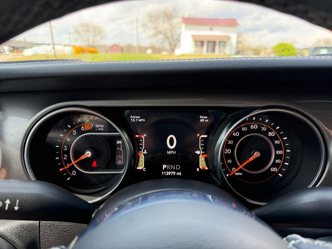 Used 2018 Jeep Wrangler Unlimited Sahara image 14