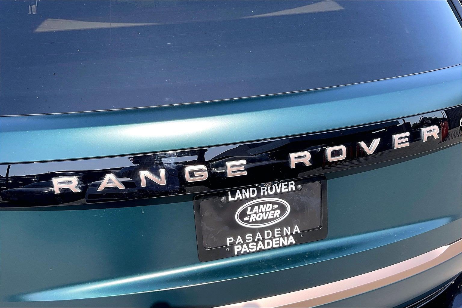 New 2026 Land Rover Range Rover SV AWD/4WD image 7