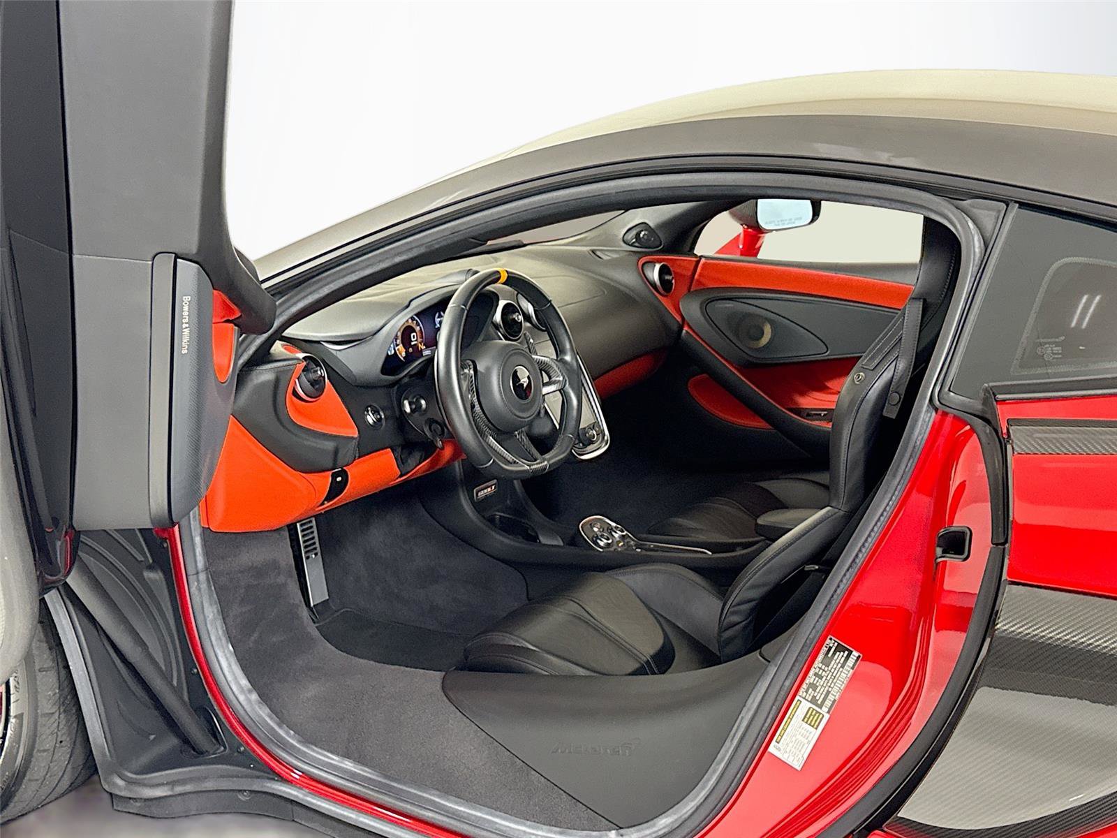 Used 2019 McLaren 600LT image 13