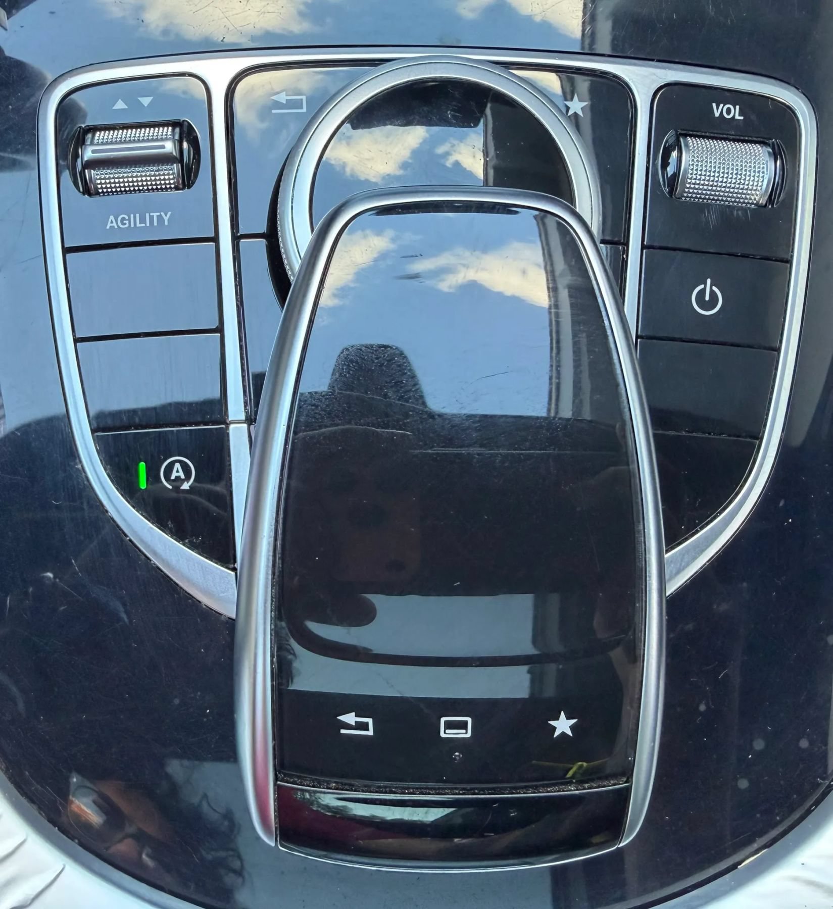 Used 2015 Mercedes-Benz C 300 4MATIC Sedan image 22