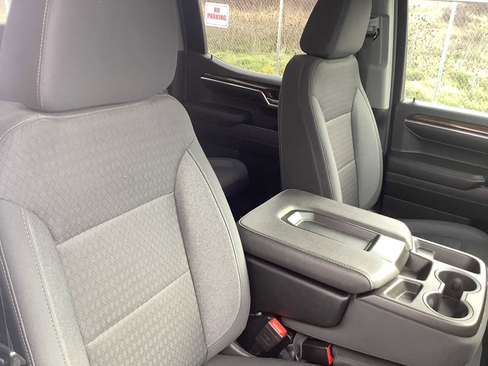 Used 2023 GMC Sierra 1500 SLE image 14