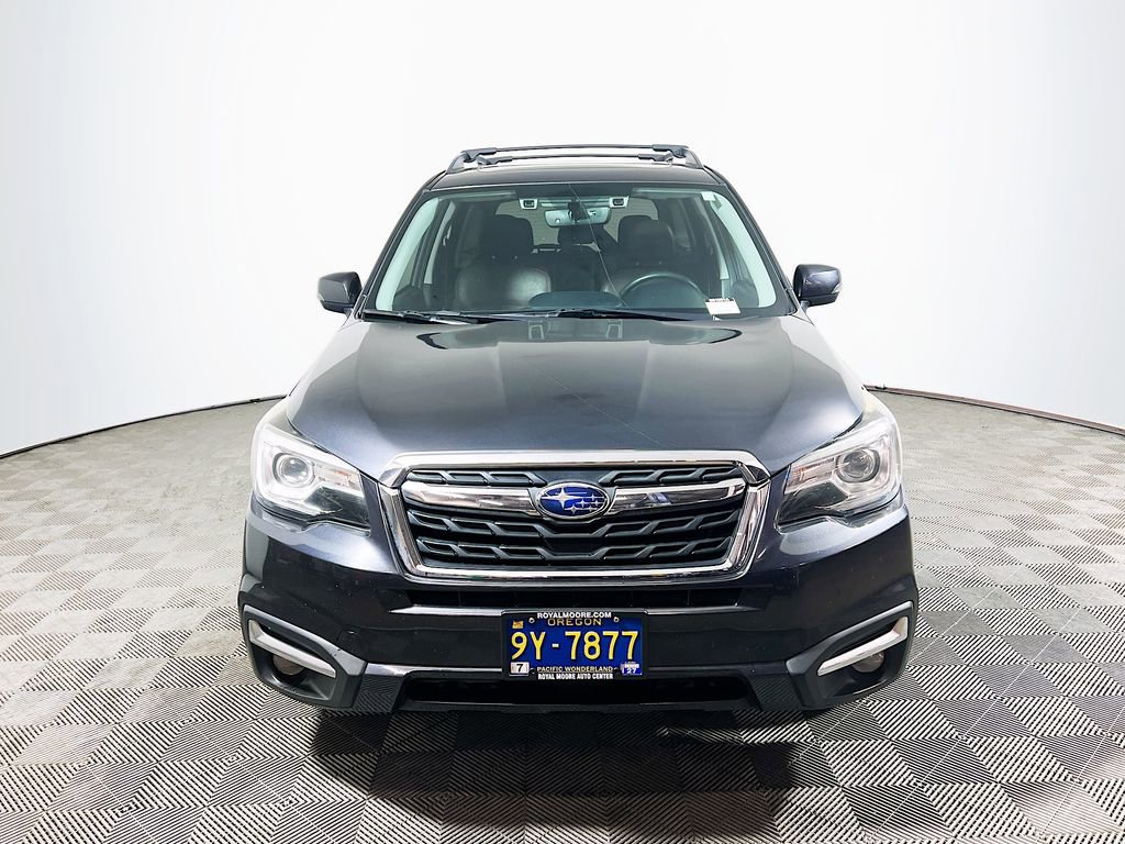 Used 2017 Subaru Forester 2.5i Touring image 3