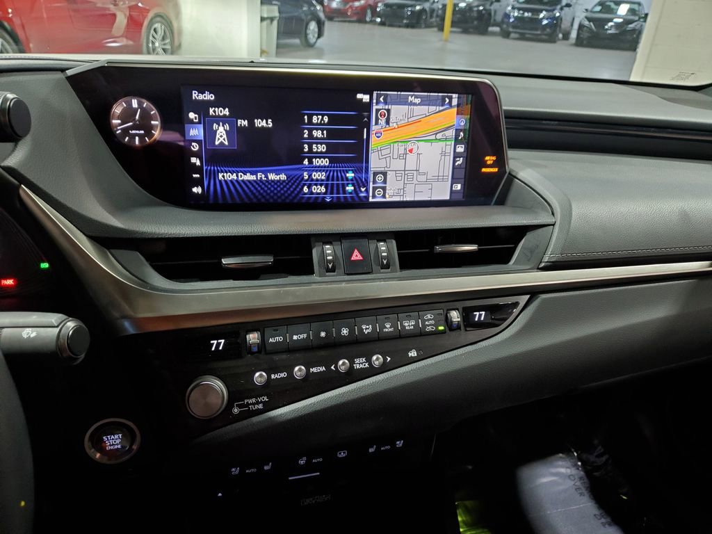 Used 2021 Lexus ES 350 Ultra Luxury w/ Accessory Package 2 image 31