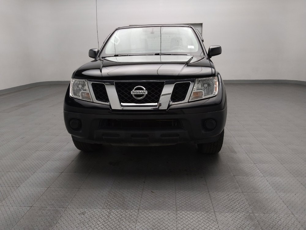 Used 2018 Nissan Frontier SV image 15
