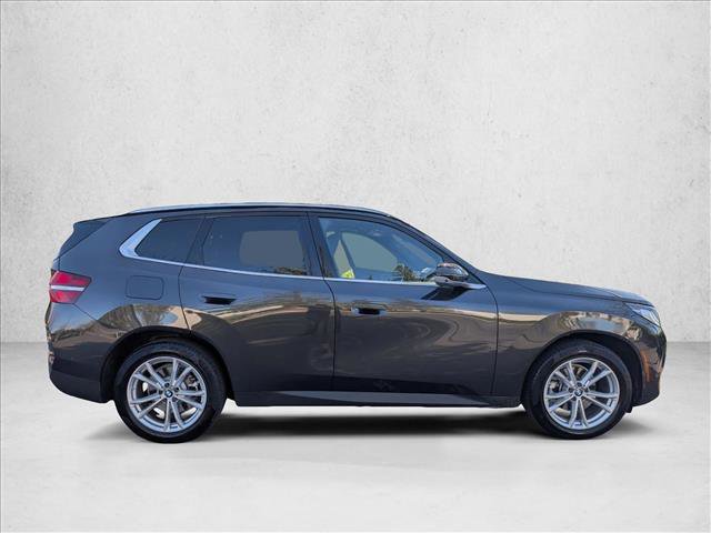 Used 2025 BMW X3 xDrive30 w/ Premium Package AWD/4WD image 4