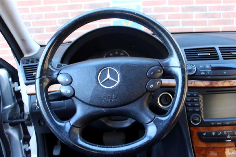Used 2008 Mercedes-Benz E 350 Sedan image 15