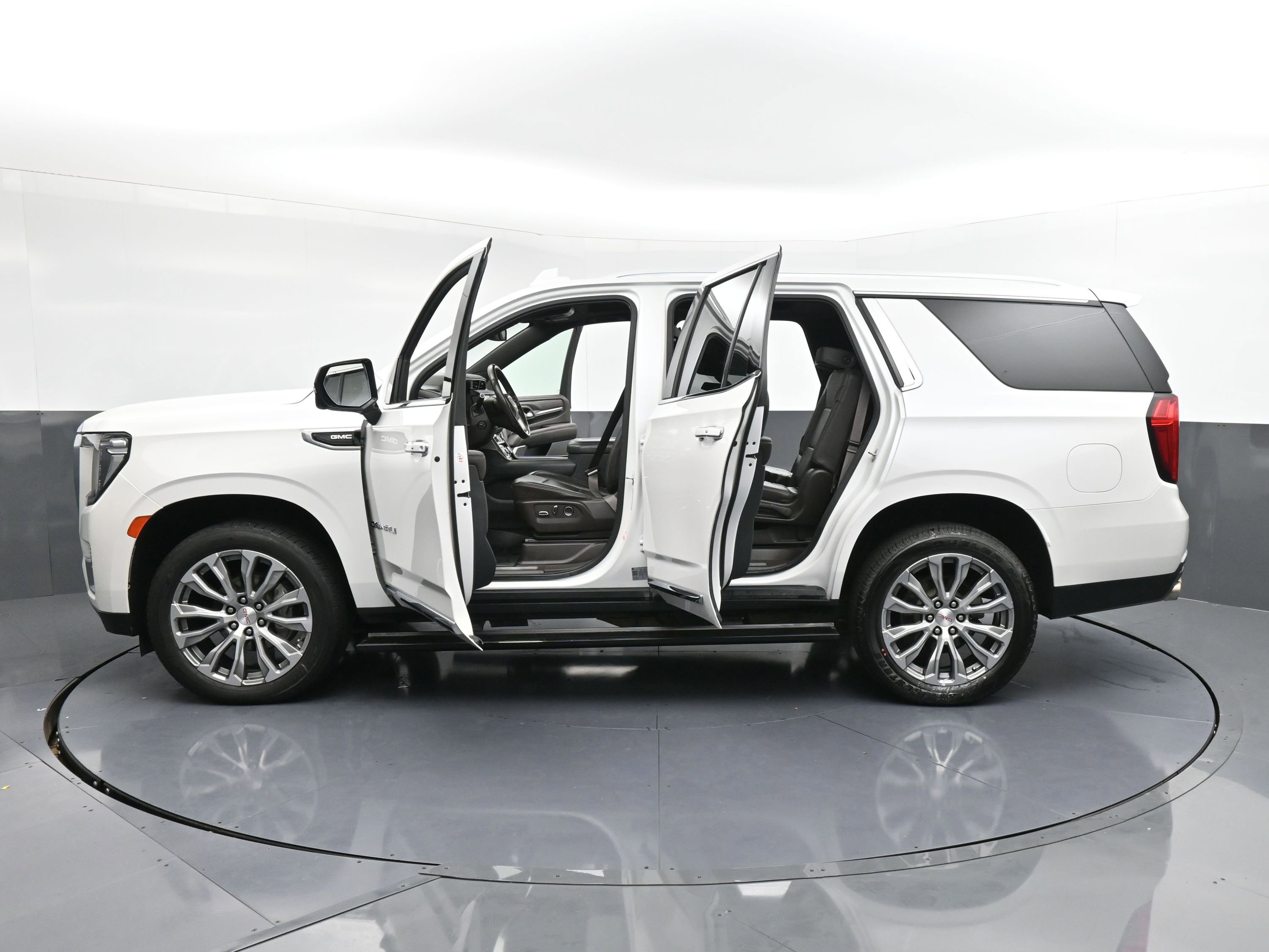 Used 2021 GMC Yukon Denali image 35