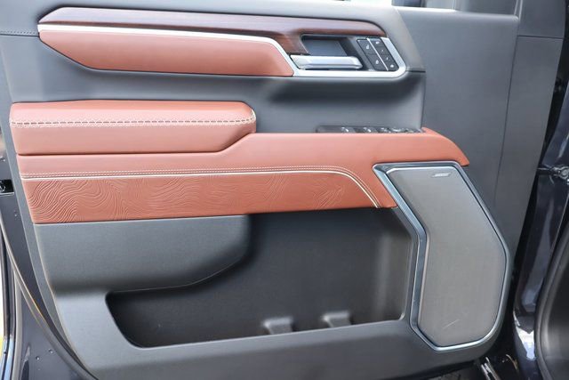 New 2026 GMC Sierra 3500 Denali Ultimate image 9