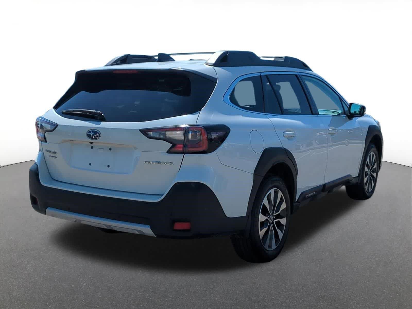Used 2023 Subaru Outback Limited AWD/4WD image 6