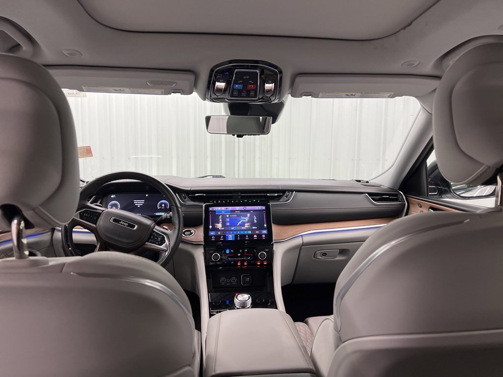 Used 2022 Jeep Grand Cherokee L Summit w/ Advanced Protech Group IV image 15