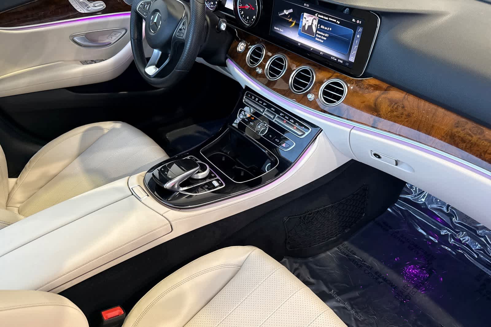Used 2017 Mercedes-Benz E 300 image 14