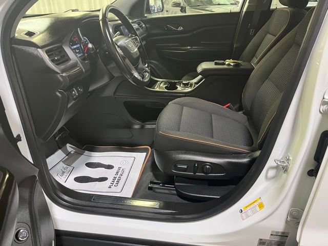 Used 2023 GMC Acadia AT4 w/ Trailering Package AWD/4WD image 4