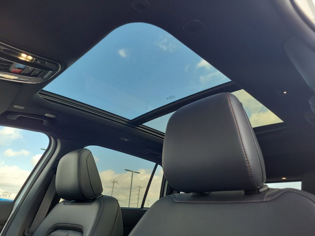 New 2026 Jeep Cherokee Laredo image 22