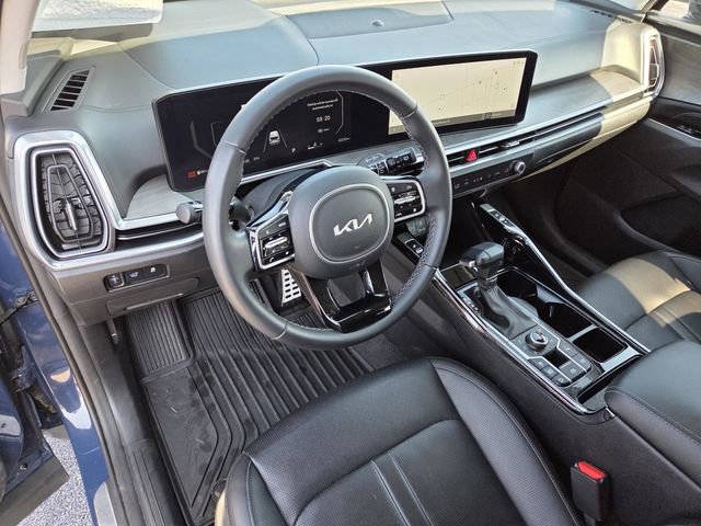 Used 2024 Kia Sorento SX AWD/4WD image 32
