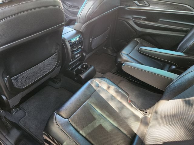 Certified 2023 Jeep Grand Cherokee L Limited w/ Luxury Tech Group II AWD/4WD image 30