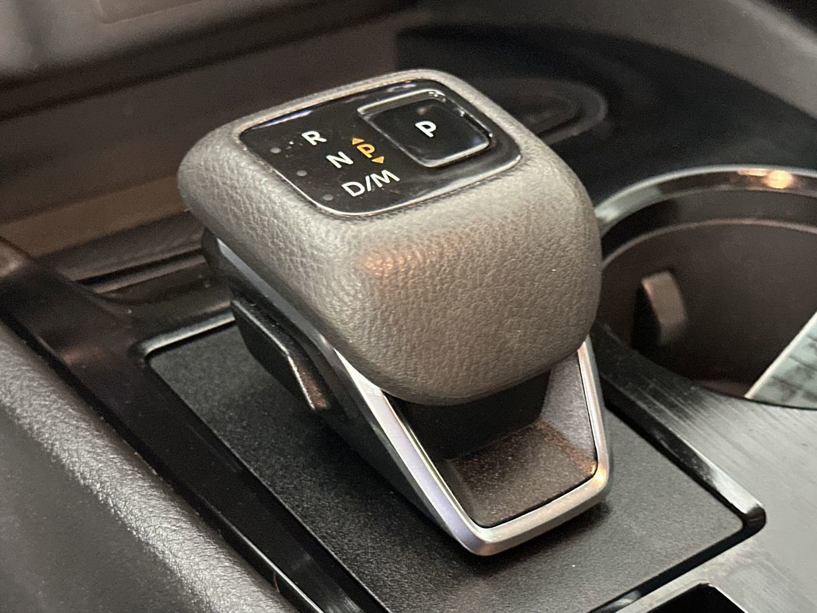 Used 2021 Nissan Rogue SV image 20