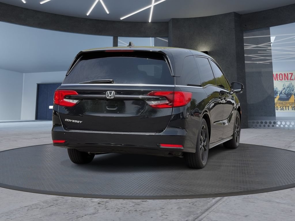 Used 2023 Honda Odyssey Sport image 4