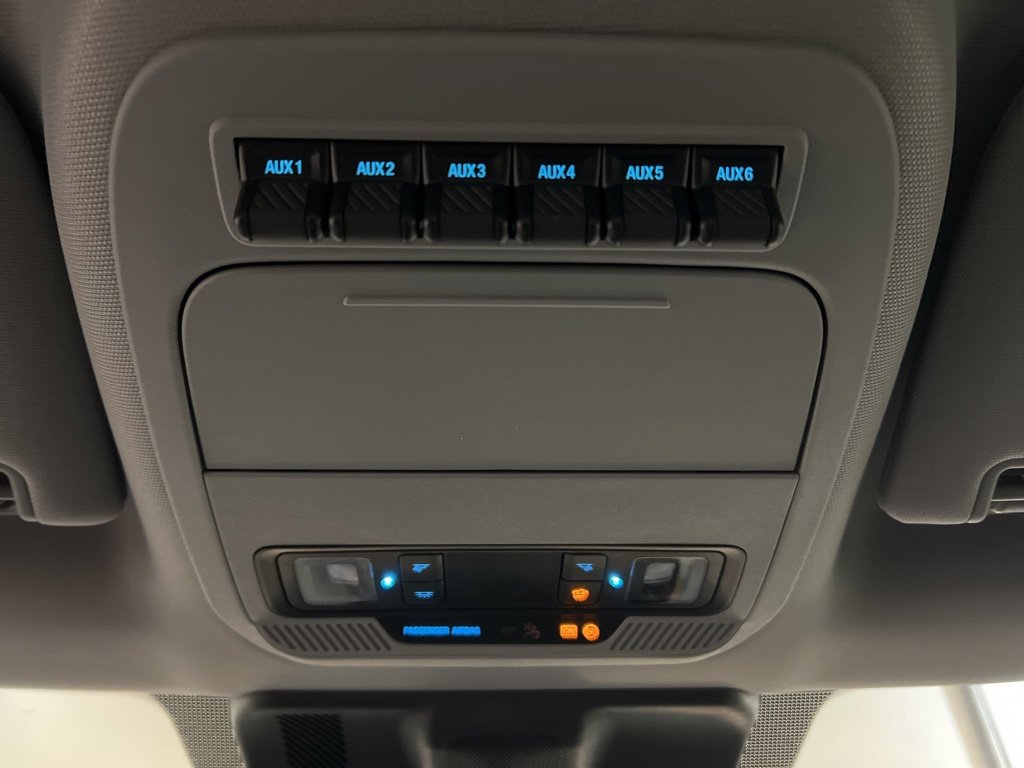 New 2025 Ford F550 4x4 Regular Cab Super Duty image 24