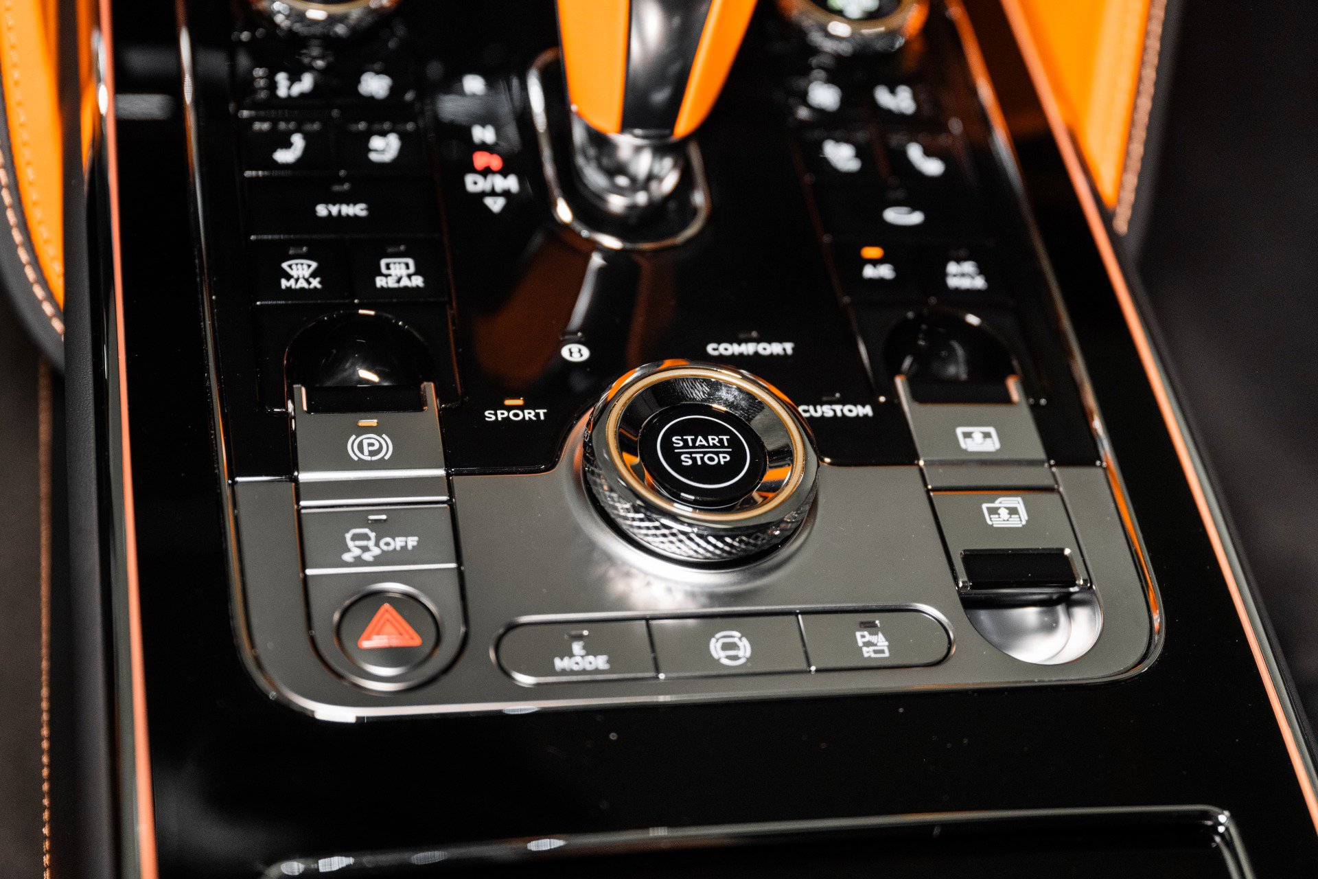 New 2025 Bentley Flying Spur Plug-In Hybrid image 55