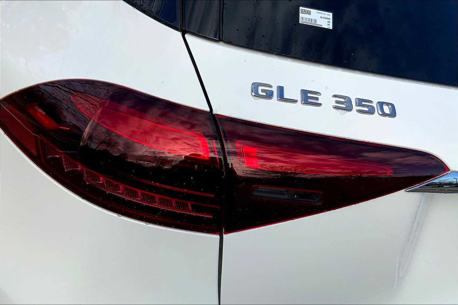 Certified 2025 Mercedes-Benz GLE 350 4MATIC image 18