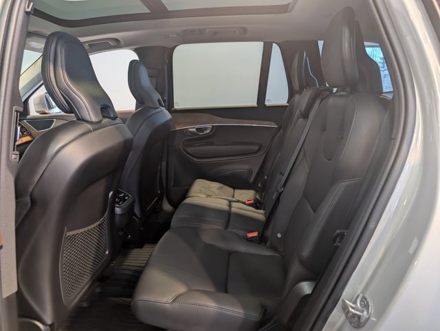 Used 2024 Volvo XC90 B6 Plus w/ Protection Package Premier image 25