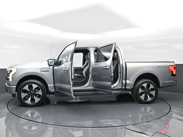 New 2023 Ford F150 Lightning Platinum image 29