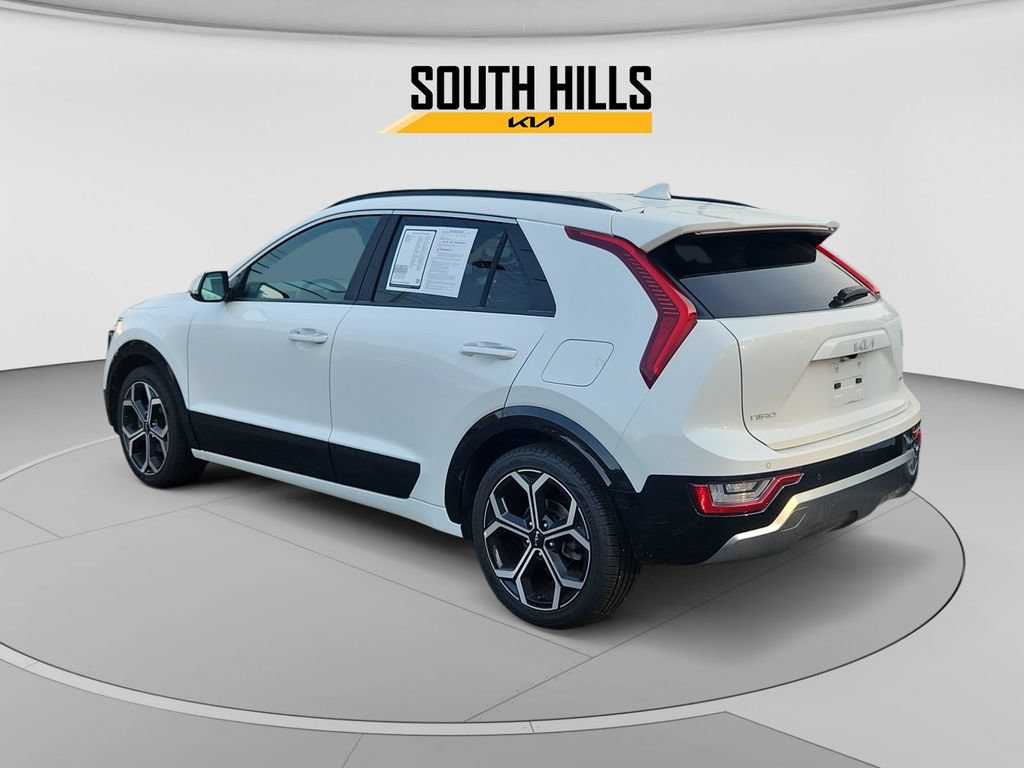 Certified 2024 Kia Niro SX Touring FWD image 3